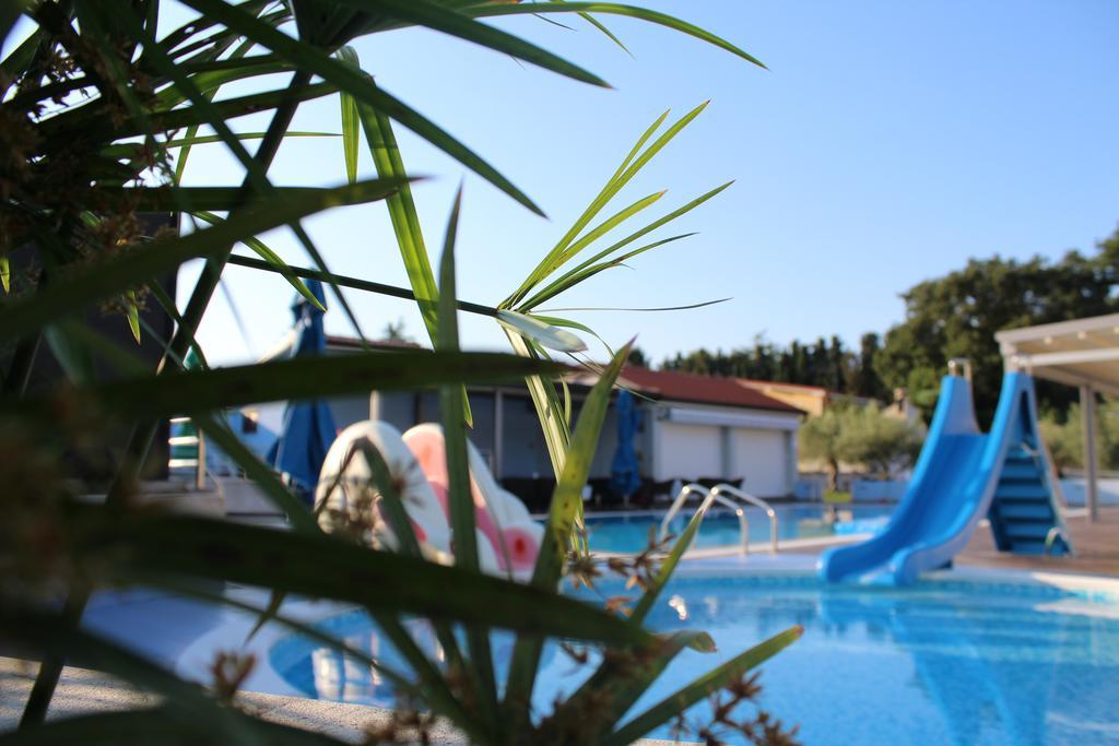 Resort Zatisje Savudrija Luaran gambar